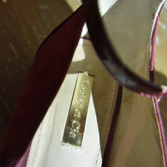 Stylish maroon flats - Picture 4 of 5